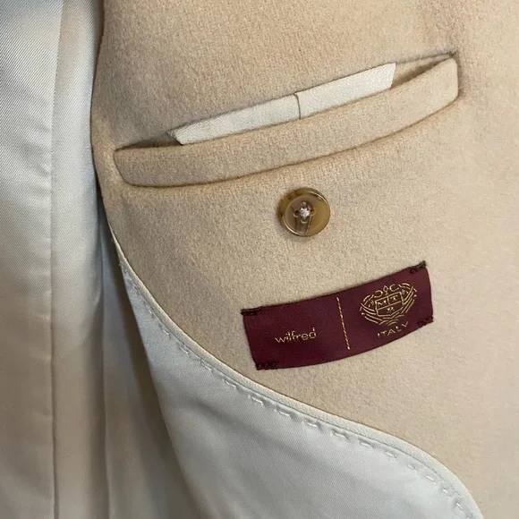 SOLD Aritzia Wilfred Cocoon Coat - Picture 4 of 7